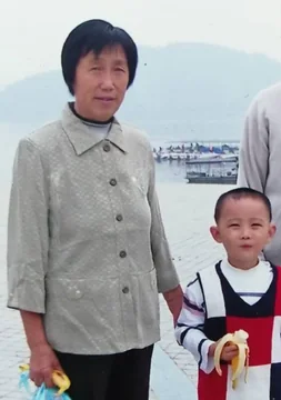 奶奶